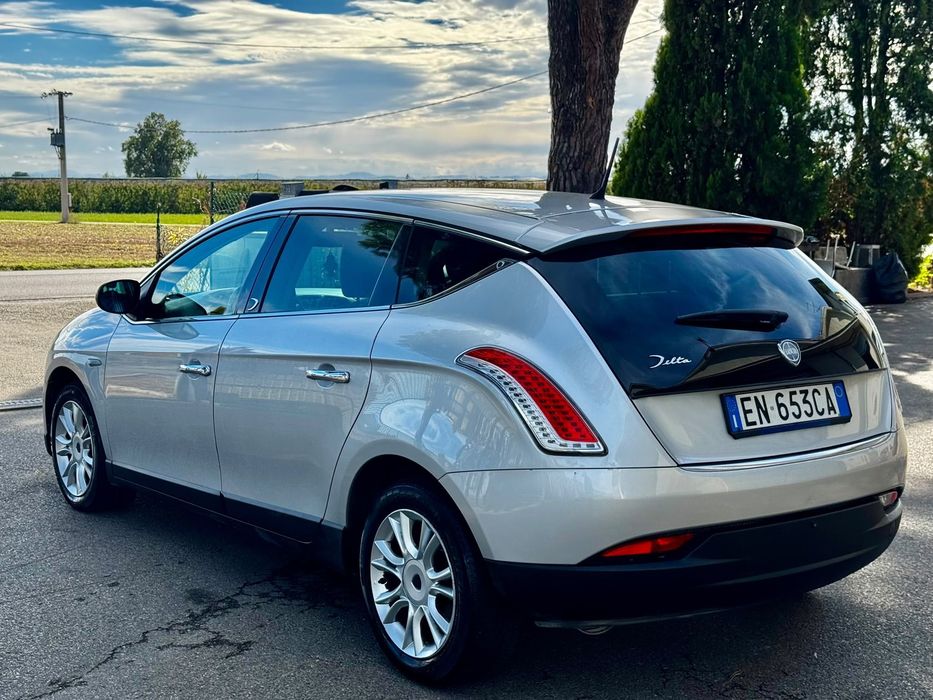LANCIA Delta 2012 — imagine 5