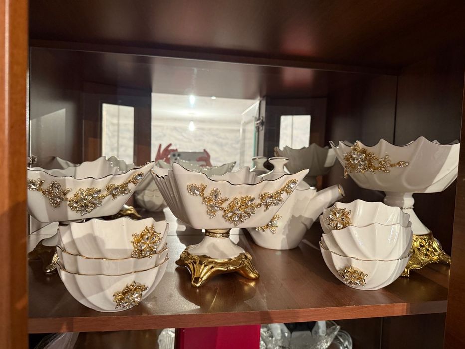 Продам Набор посуды