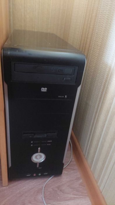 Продам компьютер и колонки
