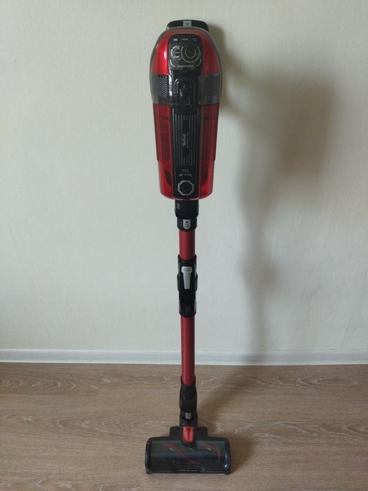 Продается беспроводной пылесос ТЕFAL