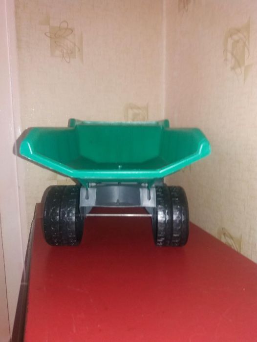 Старо соц. камионче