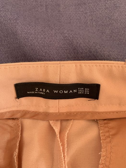 Pantaloni Zara marimea 34
