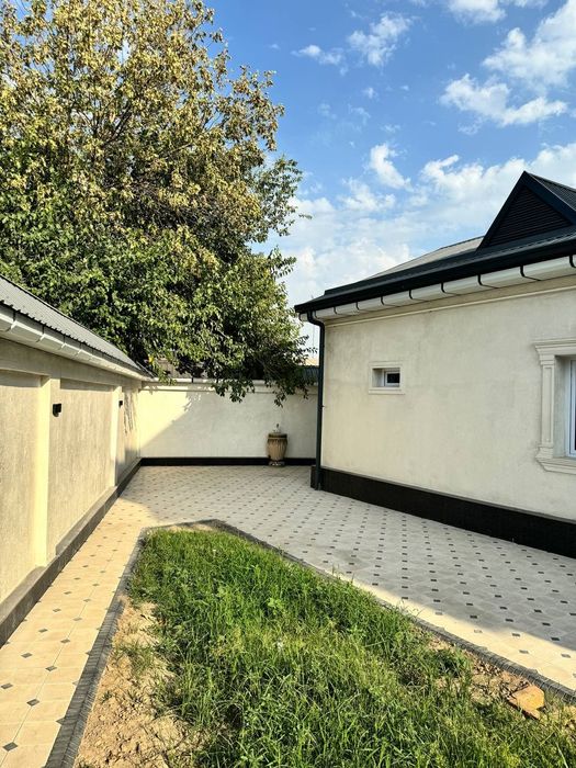 Продаю 4 комнатный студийный дом