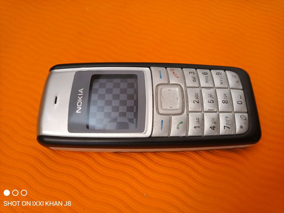 Продам телефон нокия 11 10 i