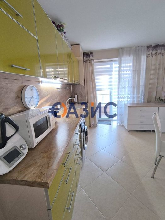 Продава се Двустаен апартамент в Поморие - 70 кв.м за 1020 €/кв.м - Снимка #9