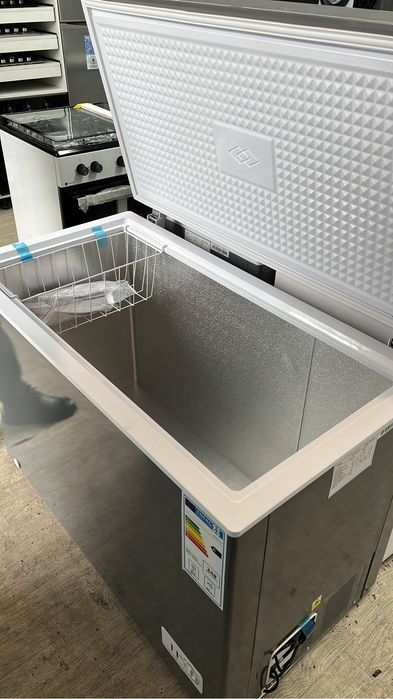 Продам морозильник