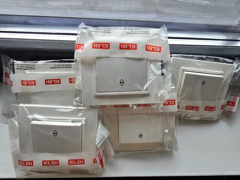 Prize si intrerupatoare Elbi