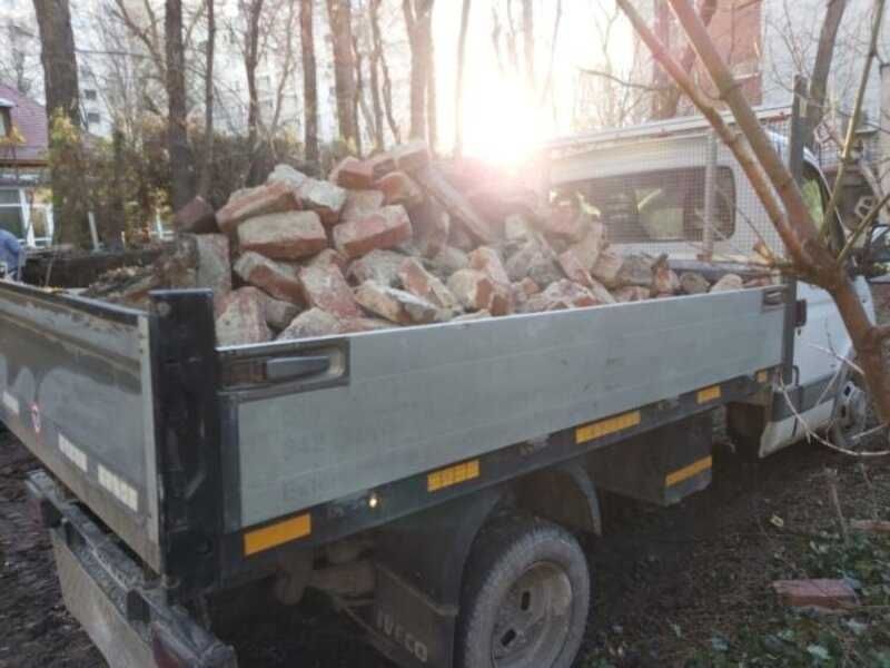 Curatenie apartament , curatenie la casa , eliberare moluz , demolari