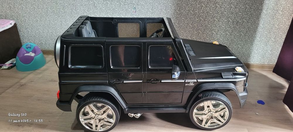 Продам детский электромобиль