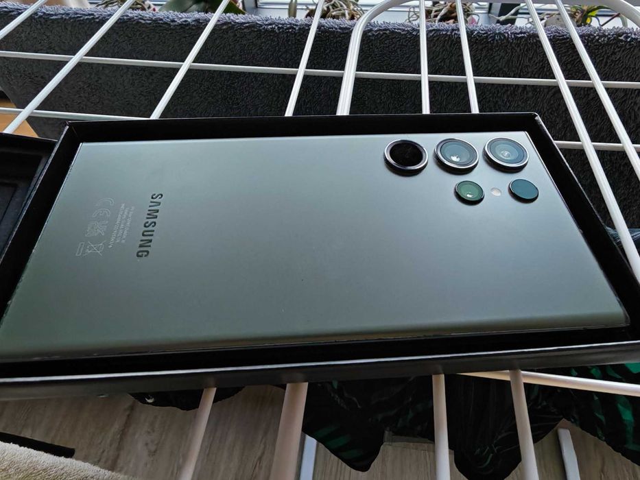 Samsung S23 Ultra 12/512GB Зелен- много запазен + много подаръци