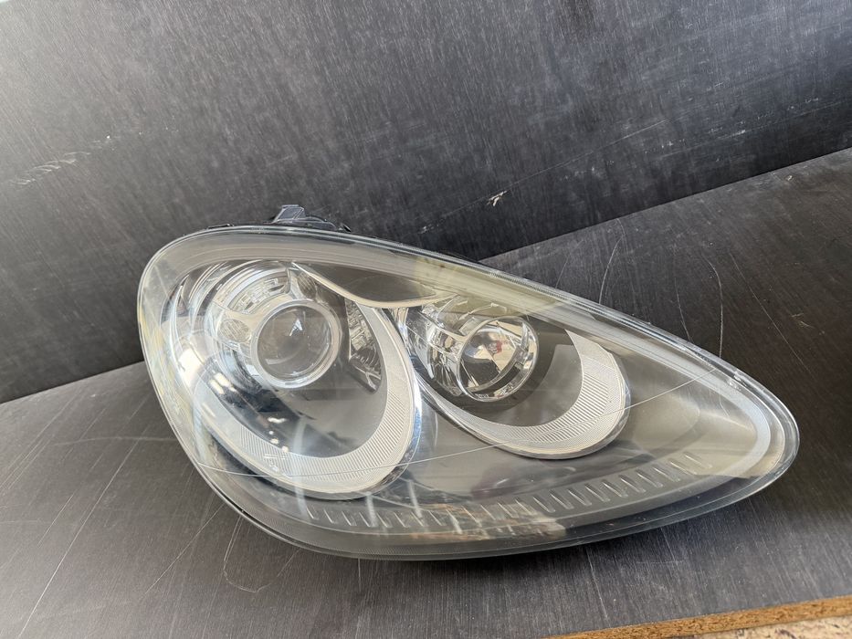 Porsche Cayenne Turbo  Порше Каен Турбо 958 / 92A оригинални фарове!