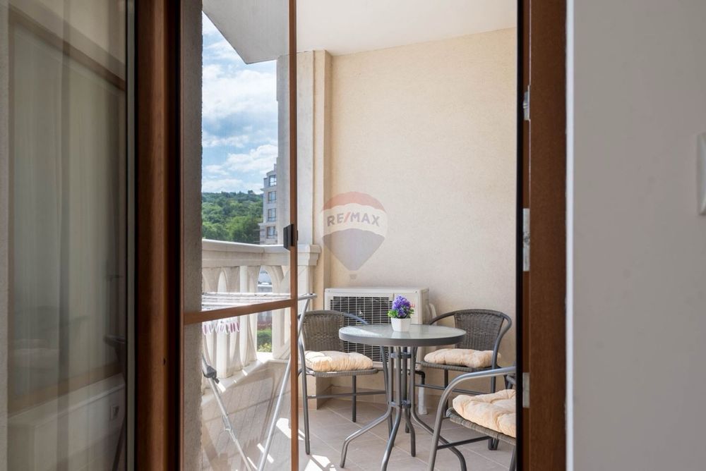 Дава се под наем Двустаен апартамент в Варна, Аспарухово - 68 кв.м за 600 € - Снимка #3