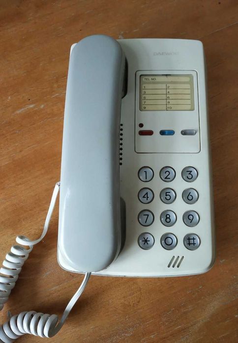 Продаю стационарный ( проводной ) телефон Daewoo