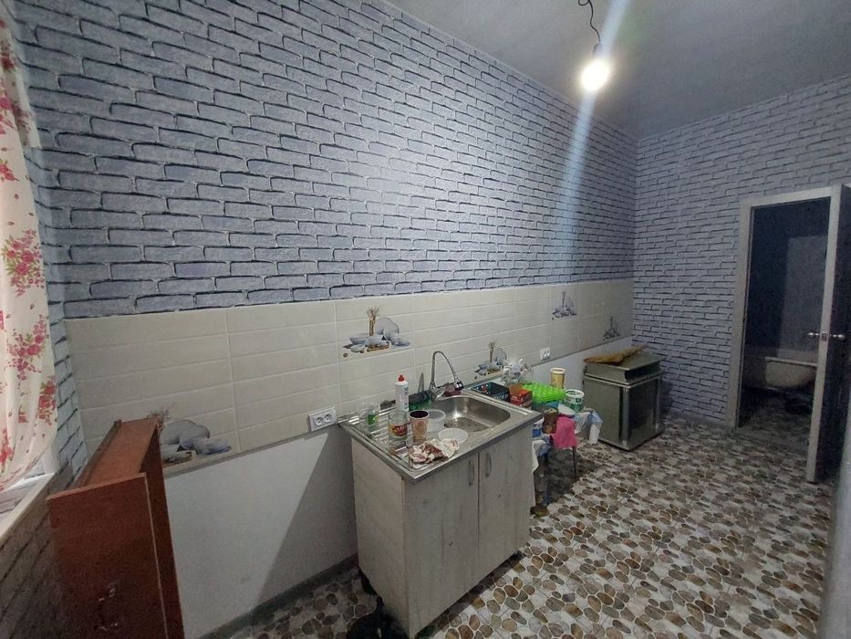 Срочно Продаю 1 ком квартира. Маххаля Беш болла.