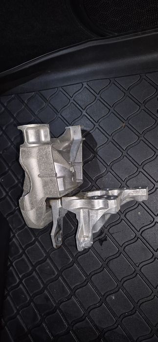 Suport motor dr - Peugeot 508 II, după 2018 - stare bună