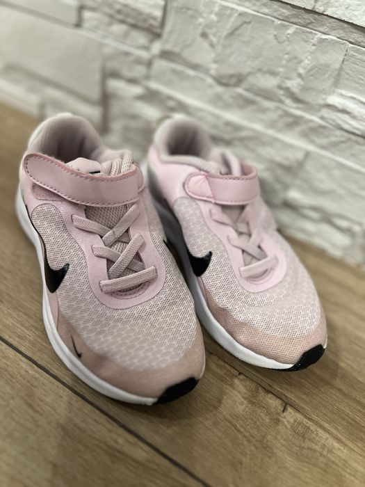 Маратонки Nike 28 номер