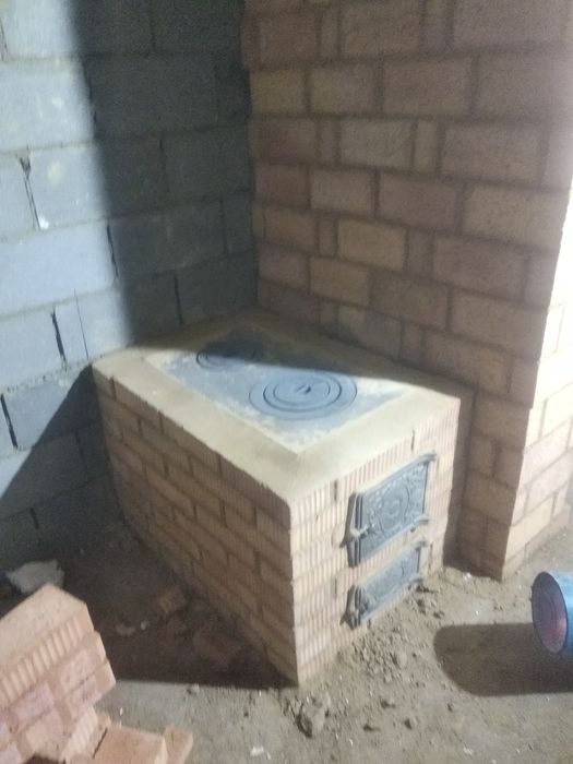 Каменщик, печник