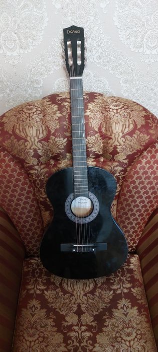 Продам гитару в идеальном состоянии