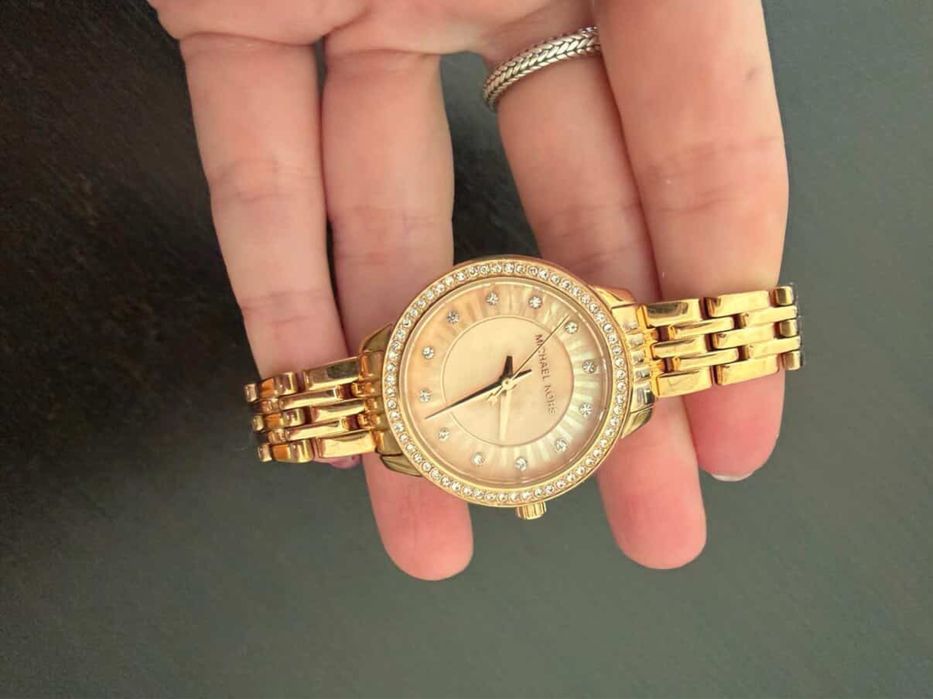 часовник michael kors