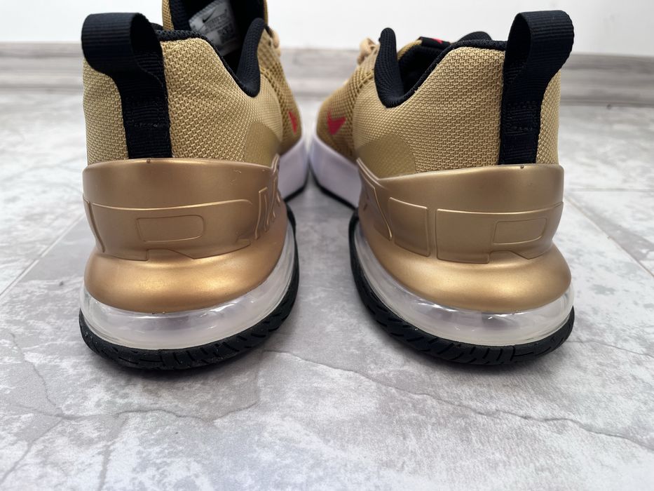 Nike Air Max  Alpha trainer 6