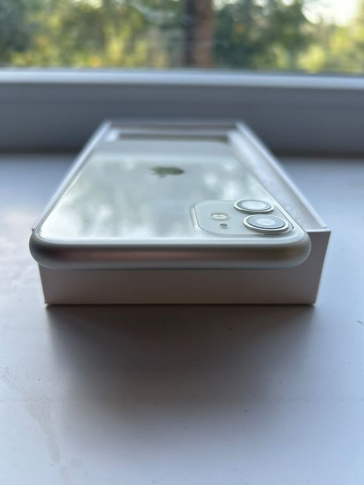 Iphone 11,память 128гб
