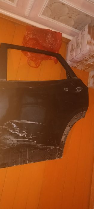 Двер shevrolet tracer