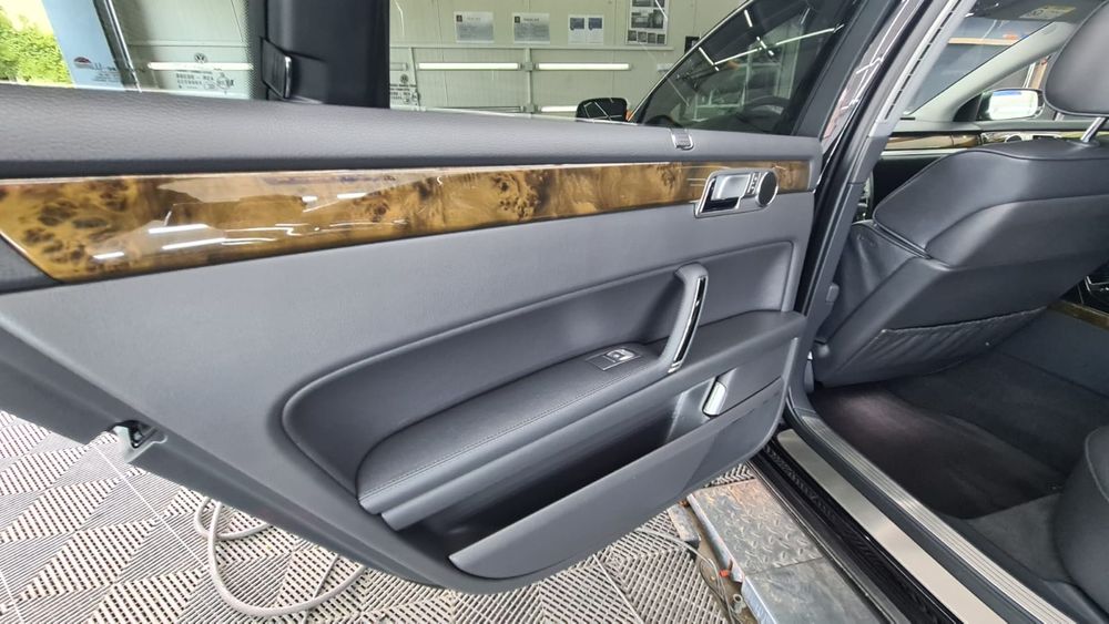 Volkswagen Phaeton Long