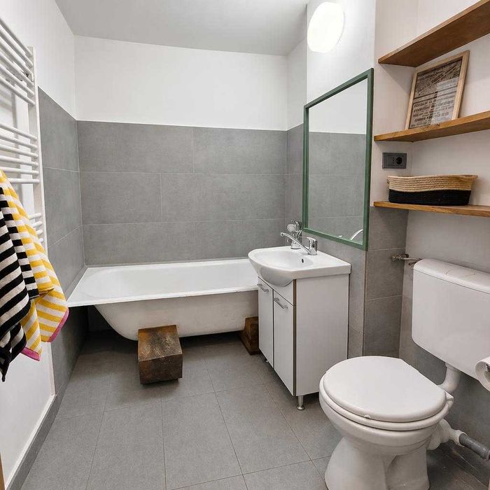 inchiriez apartament