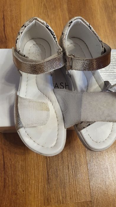 Детские сандалики кожаные