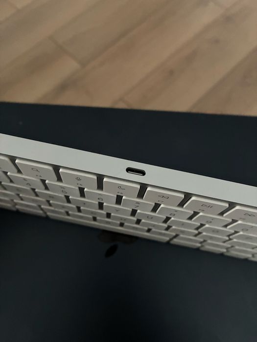 Tastatura Apple Magic Keyboard 2024 Garantie