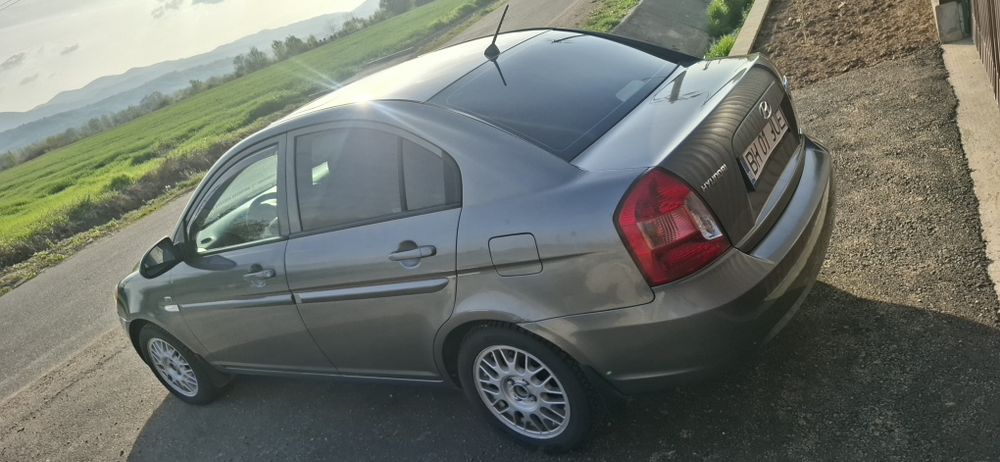 Vand urgent Hyundai Accent vgt 1.5 crdi