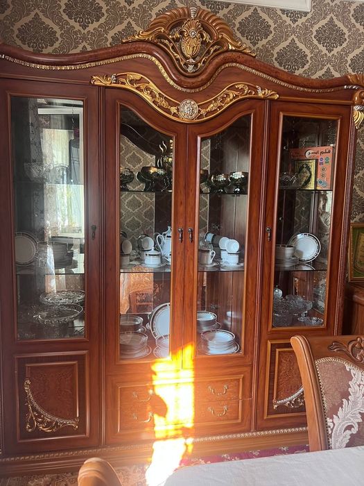 Xitoyda ishlap chiqarilgan sifatli mebel