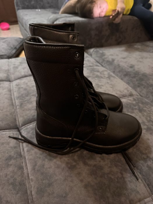 Берцы новые размер 42