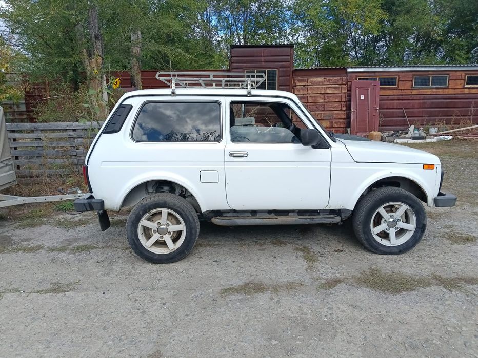 Продам Ниву 2013 года.