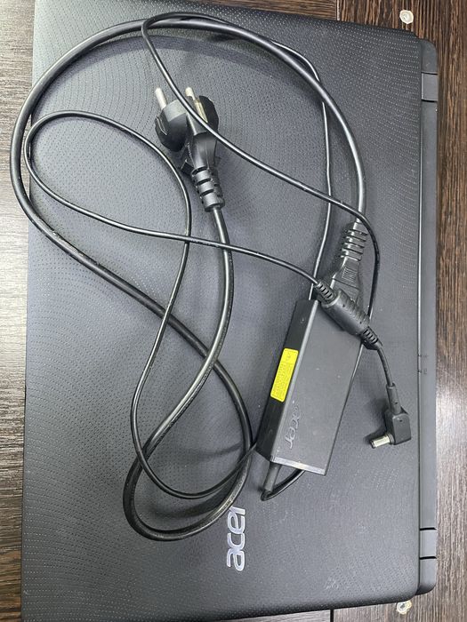 Ноутбук Acer Aspire ES1-533
