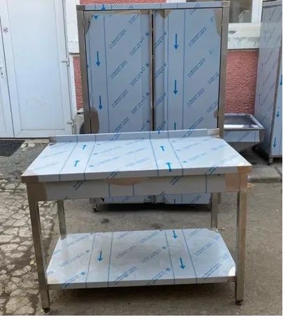 Mobilier horeca / mese de inox / spalatoare / hote inox