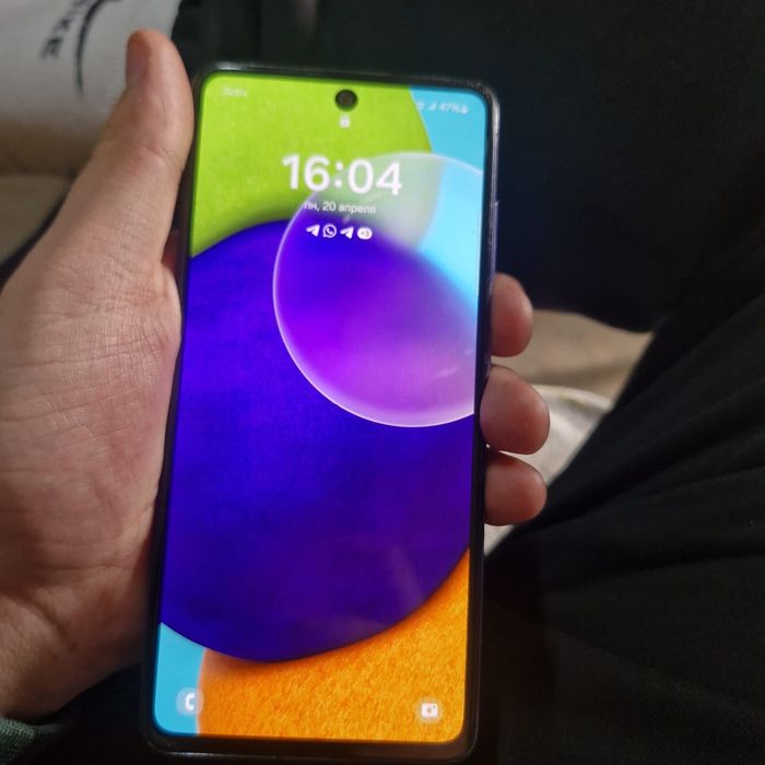 Обменяю два телефона на айфон