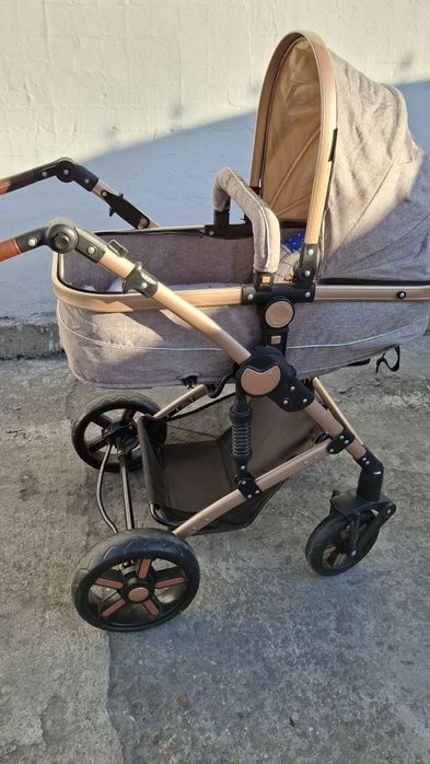 Продам коляску срочно