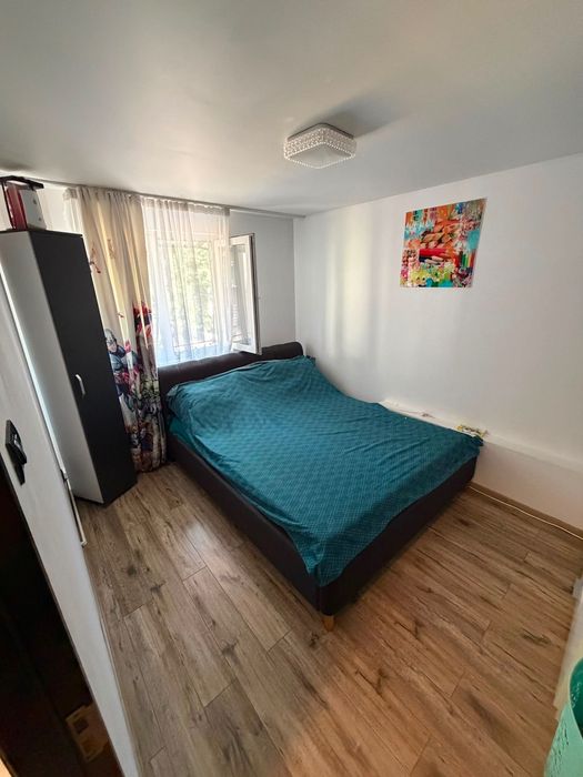Apartament de vânzare cu 3 camere