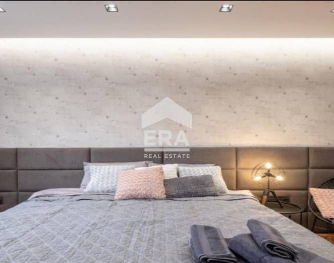 Продава се Тристаен апартамент в София, Център - 105 кв.м за 2761 €/кв.м - Снимка #7