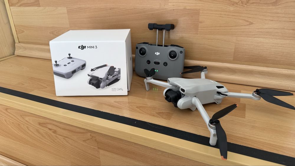 Drona dji mini 3 4k CADOU :Card SD 128 gb extreme pro