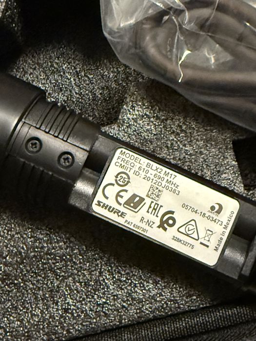 Продам микрофон Shure