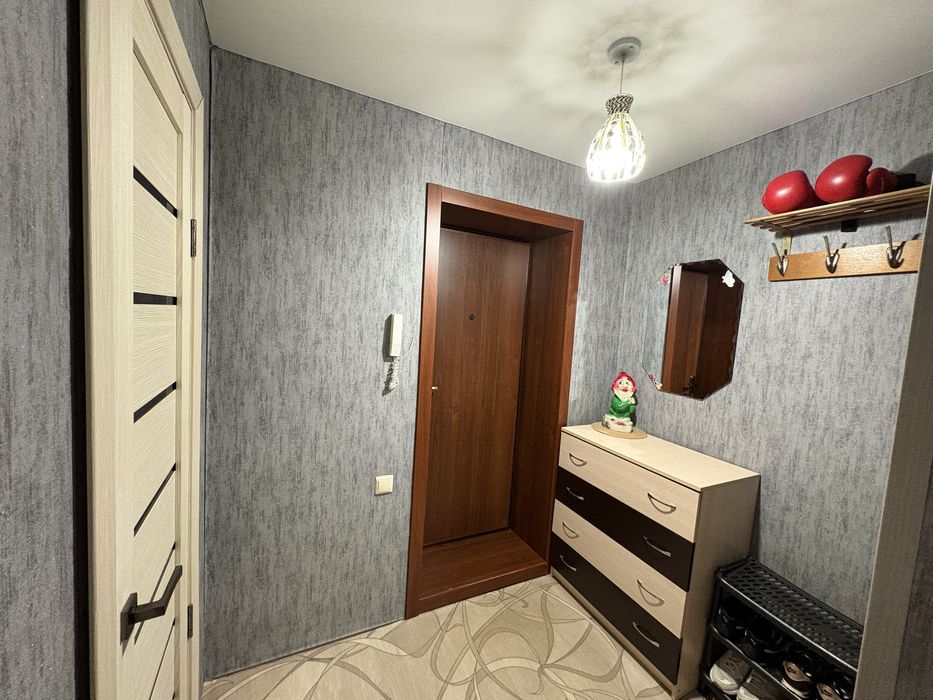 Продам 1 комн квартиру в центре.