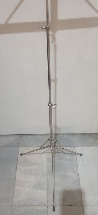 Двустранна хармоника Weltmeister и .Проф. немска стойка за ноти