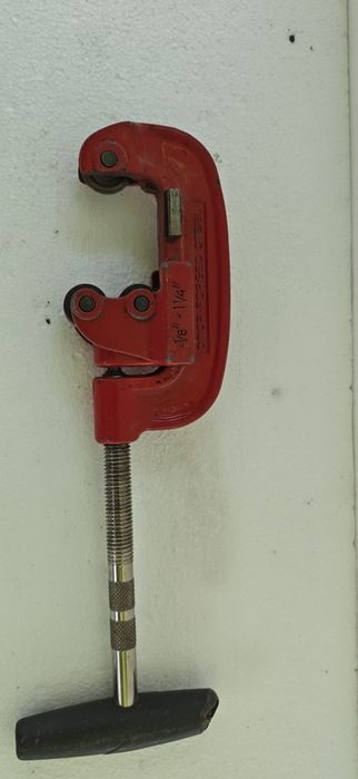 Tăietor țevi profesional Super-Ego No. 701 (1/8" - 1 1/4")
