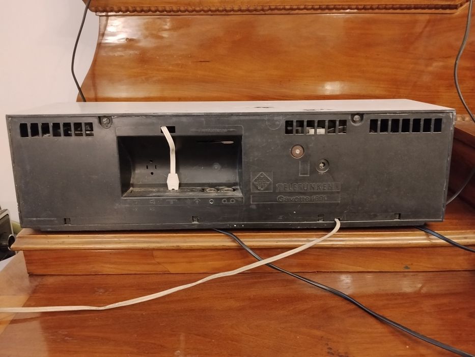 Radio de colecție Telefunken
