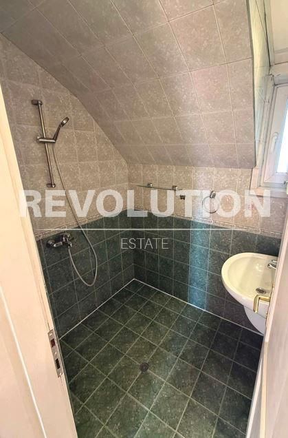 Дава се под наем Тристаен апартамент в Варна, Лятно кино Тракия - 130 кв.м за 797.64 € - Снимка #5