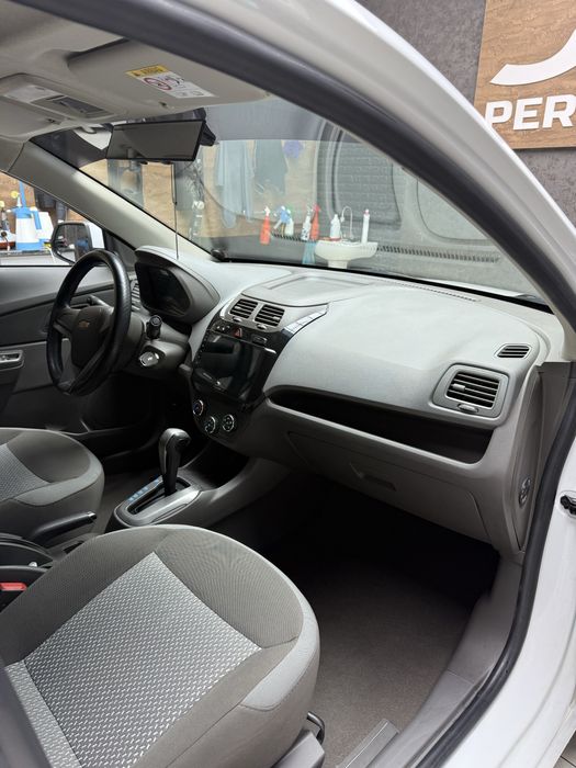 Chevrolet Cobalt 2022 — 6