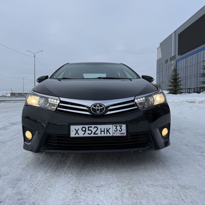 Тойота Королла 2014 г