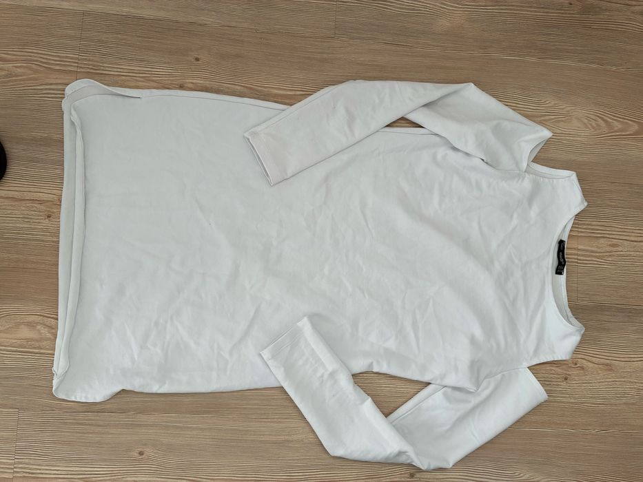 Бяла памучна рокличка М размер